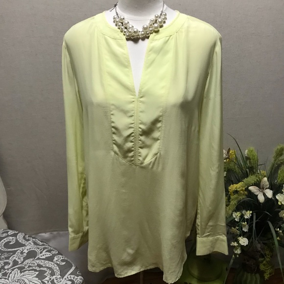 Ann Taylor Silk Blouse M